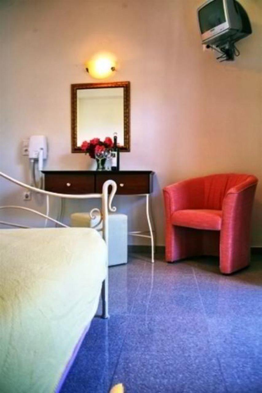Hotel Pela 스칼라칼리오니스 외부 사진