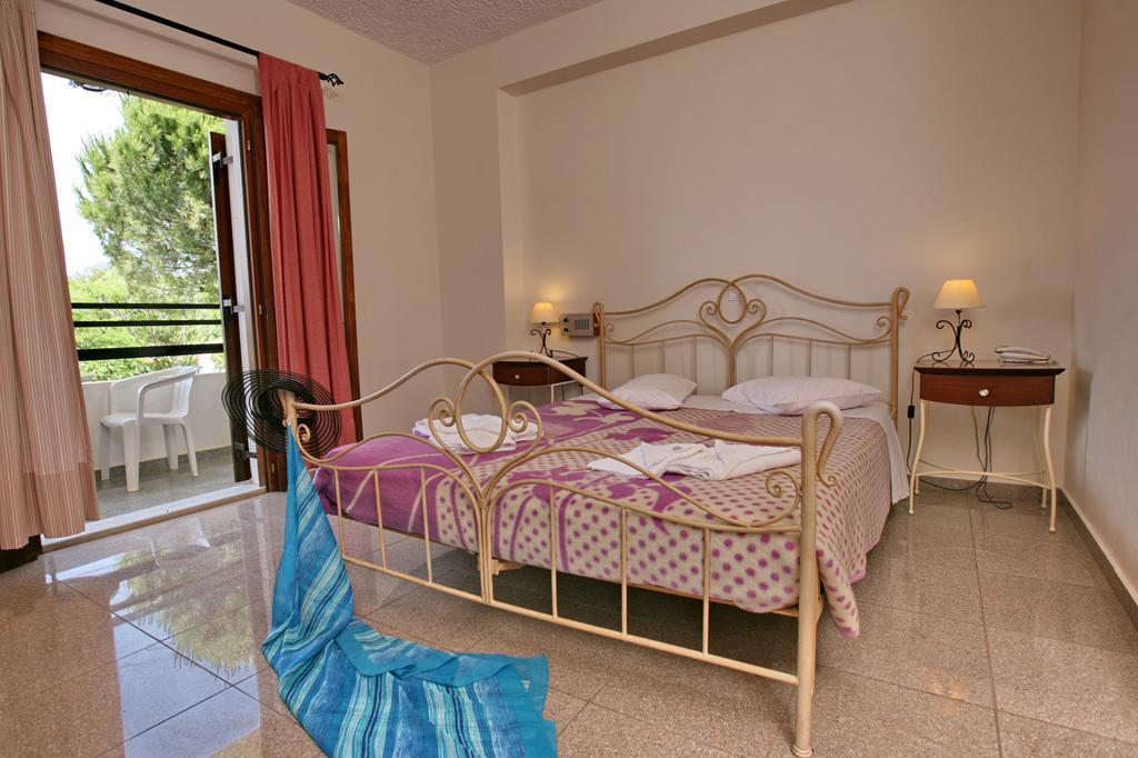 Hotel Pela 스칼라칼리오니스 외부 사진